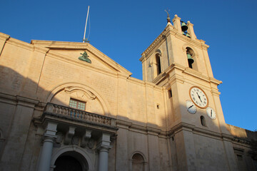 Fototapeta na wymiar saint-jean co-cathedral in valletta in malta