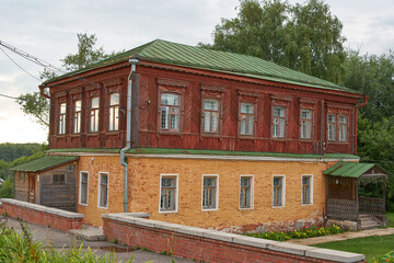 Fototapeta na wymiar Ryazan, Russia - August 02, 2020: The House for the clergy near Ryazan Kremlin. Built in 1910s.