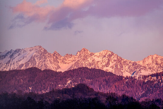 sunrise in the mountains
