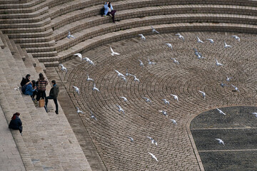 La Plaza de los Fueros (en euskera Foru plaza  es una plaza de forma triangular situada en el Ensanche de Vitoria,  © ttl.photos