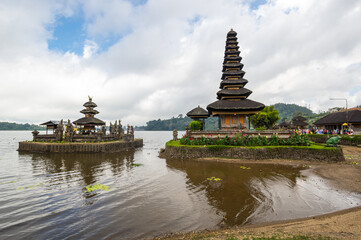 The temple complex Pura Ulun Danu Beratan