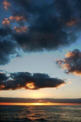 Sonnenaufgang über dem Meer