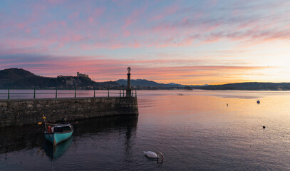 Alba ad Arona, Lago Maggiore - foschia e gabbiani