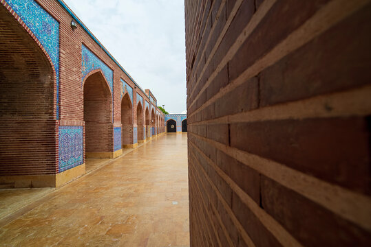 Inside view of Shahjahan mosque
The Shah Jahan Mosque, also known as the Jamia Masjid of Thatta, is a 17th-century building that serves as the central mosque for the city of Thatta.