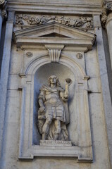Fototapeta na wymiar old archecture of Turin, Italy