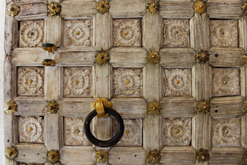 Udaipur - Rajasthan - Indien: Tür im Stadtpalast