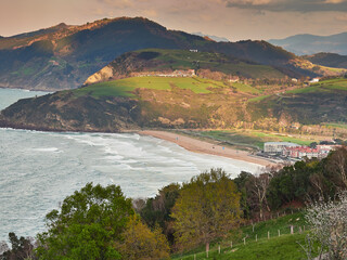 Playa de Zarautz desde lo alto de la cima