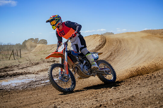 Motocross bike motorcycle track circuit jumps mud mx