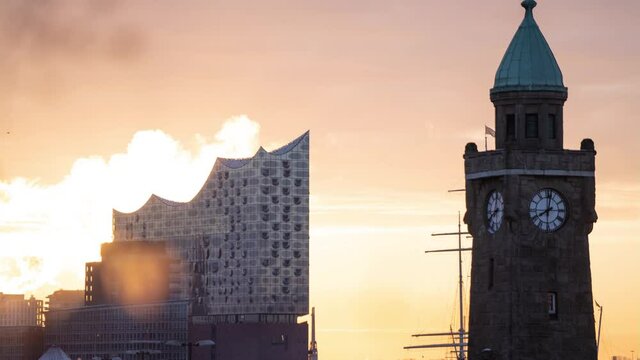 Elbphilharmonie in Hamburg Harbor at Landungsbr&uuml;cken Timelapse