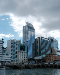 Fototapeta na wymiar View of Auckland City from the pier