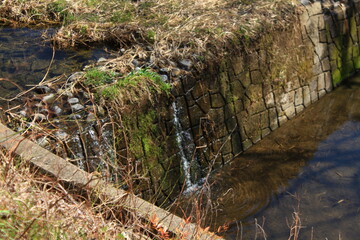 田舎の砂防堤防