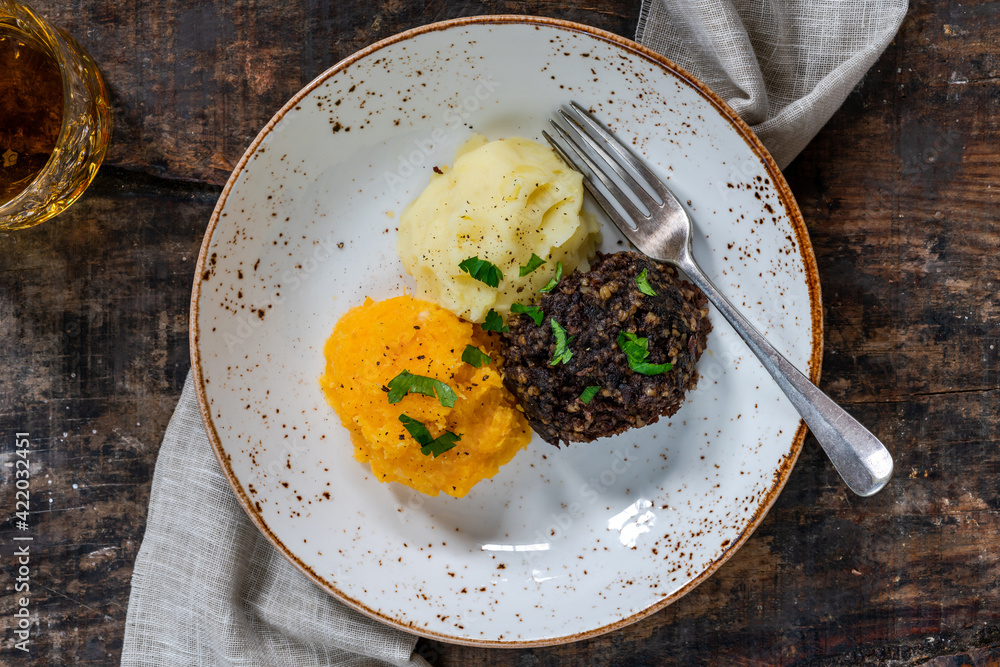 Wall mural Haggis, neeps and tatties