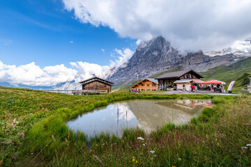 Fototapeta na wymiar Unterwegs rund um das Jungfraujoch, Kleine Scheidegg, Schweiz