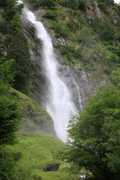Wasserfall in Partschins, Südtirol, Italien, Europa, 