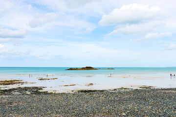 Fototapeta na wymiar sea and beach landscape with blue sea blkue sky 
