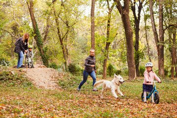 Fototapeta premium Active time spending away from noisy city