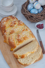braided yeast bun 