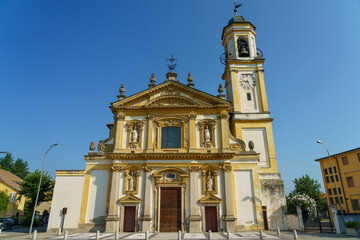 Gaggiano, Milan, along the Naviglio Grande, church