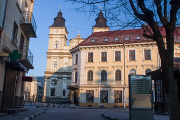 Obraz premium deserted city streets at dawn