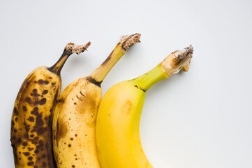 3 Bananen