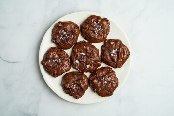 Chocolate cookies with sea salt