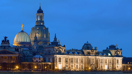 Fototapeta na wymiar Dresden at night, skyline with Frauenkirche