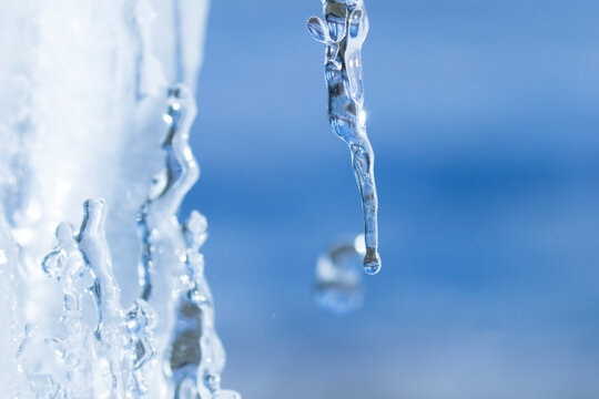 19 850 最適な 雪解け水 画像 ストック写真 ベクター Adobe Stock