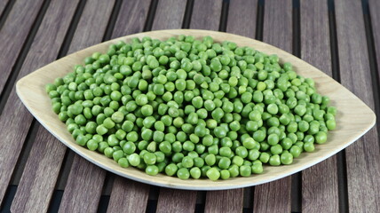 
Garden Peas, The peas are sweet and may be eaten raw or cooked. These are the common peas that are sold shelled and frozen, healthy eating,  
