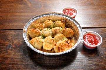 Delicious garlic knots