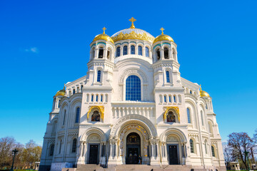 Fototapeta premium Naval cathedral of Saint Nicholas in Kronstadt, St.-Petersburg, Russia