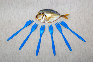 Selene Saltwater Smoked Fish and Blue Forks