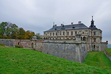 Fototapeta na wymiar Podgoretsky castle