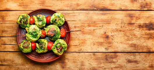 Chicken shashlik with bacon