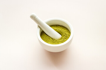 Raw henna powder for natural color dyeing