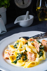 Tagliatelle with salmon and spinach in a cream sauce