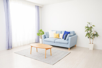 誰もいないシンプルな部屋