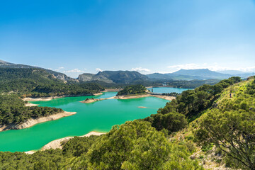 Fototapeta na wymiar views of the reservoirs