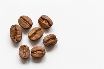 Dry coffee and raw coffee. Coffee is a very nice aromatic drink. 