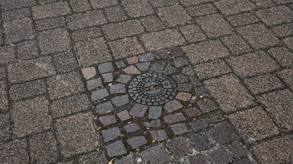 manhole, rainy day road pattern small