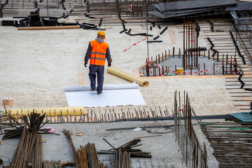 Insulation worker and process of hydro insulation