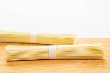 乾麺のストレート麺　