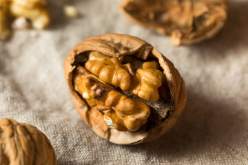 Raw Brown Organic Walnuts