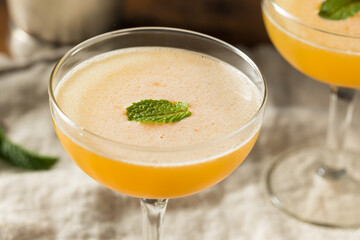 Refreshing Boozy Honeysuckle Cocktail