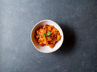 bowl of chili sin carne