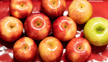 Fresh organic apples for healthy living