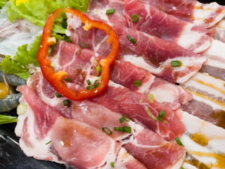 sliced raw pork for grilled