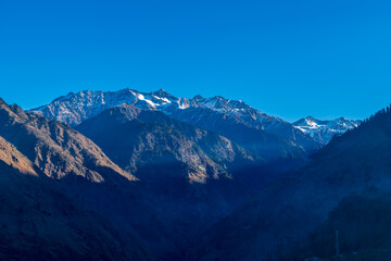 Obraz na płótnie Canvas A mountain valley, Pekhri, Tirthan Valley, Himachal Pradesh, India