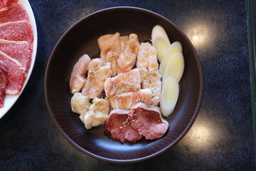 ホルモン盛合わせ
 コブクロ,シマチヨウ, ハチノス, コプチャン, 豚タン