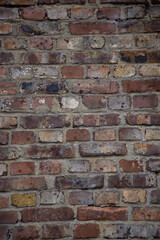 Mur brique rouge texture contrastée