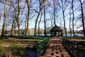 Guérite dans le Parc de la Tête d'Or à Lyon, vide à cause des mesures sanitaires liées au...